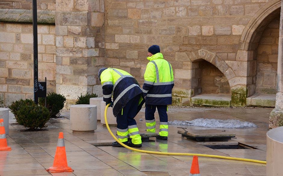 comment déboucher les toilettes Montigny-sur-Loing